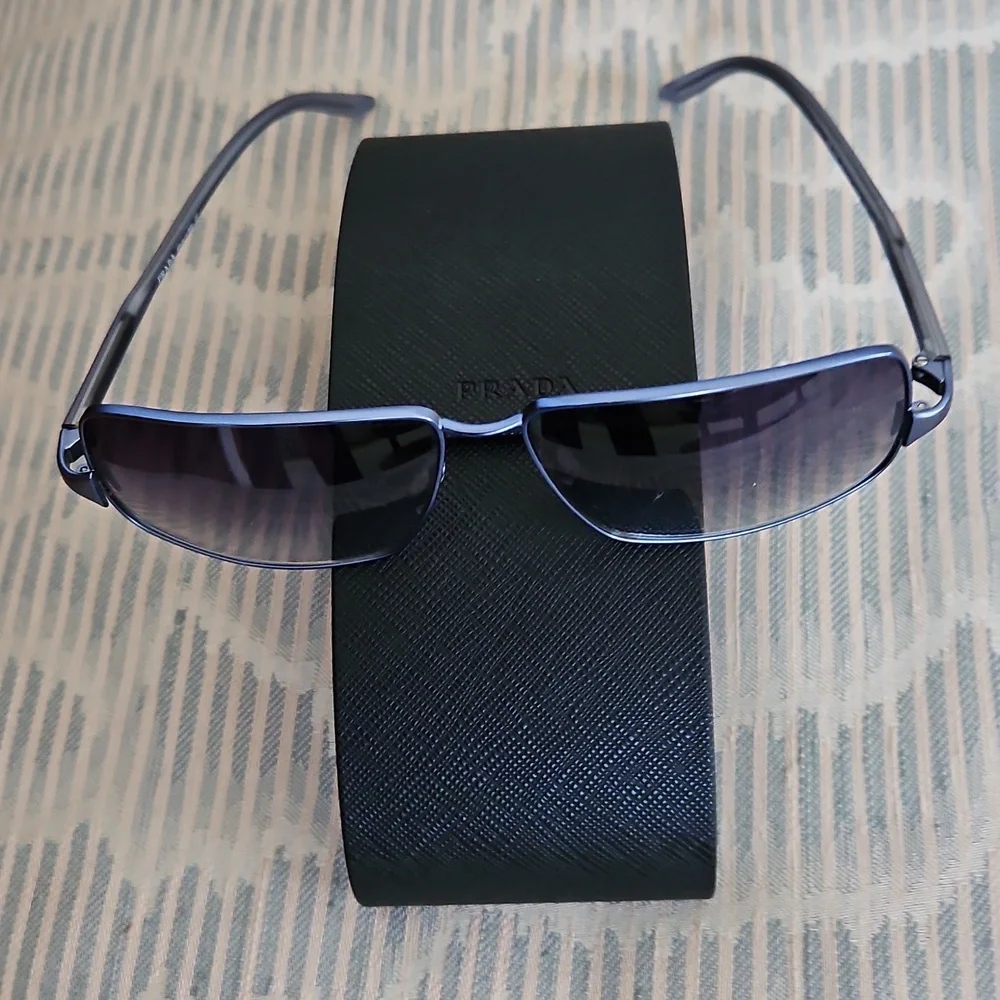 ๐ฆ2XHP๐ฆPRADA Vintage 1st Series Sunglasses VPR 62B 59-12 - Picture 3 of 11